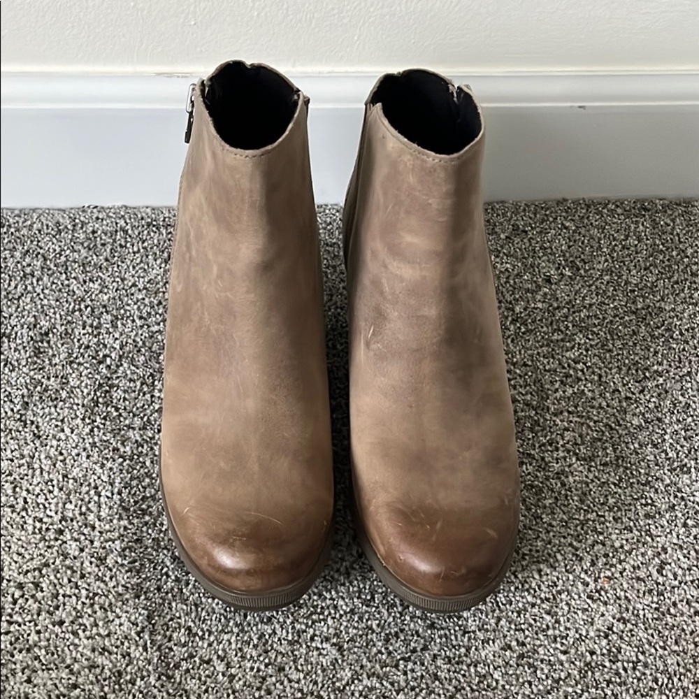 Sorel Wedge Ankle Boots - Picture 3 of 7